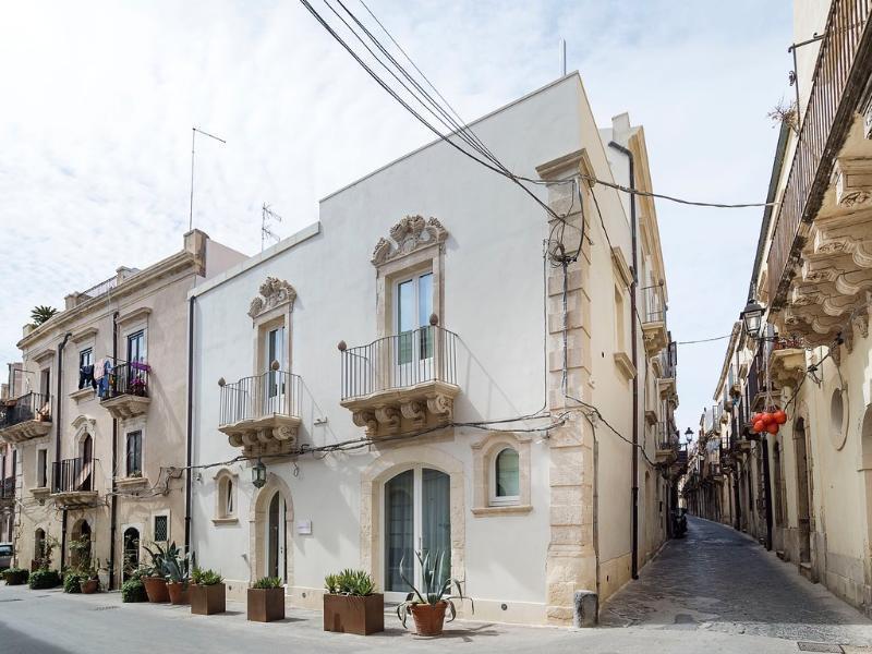 Re Federico Boutique Hotel Сиракуза Екстериор снимка
