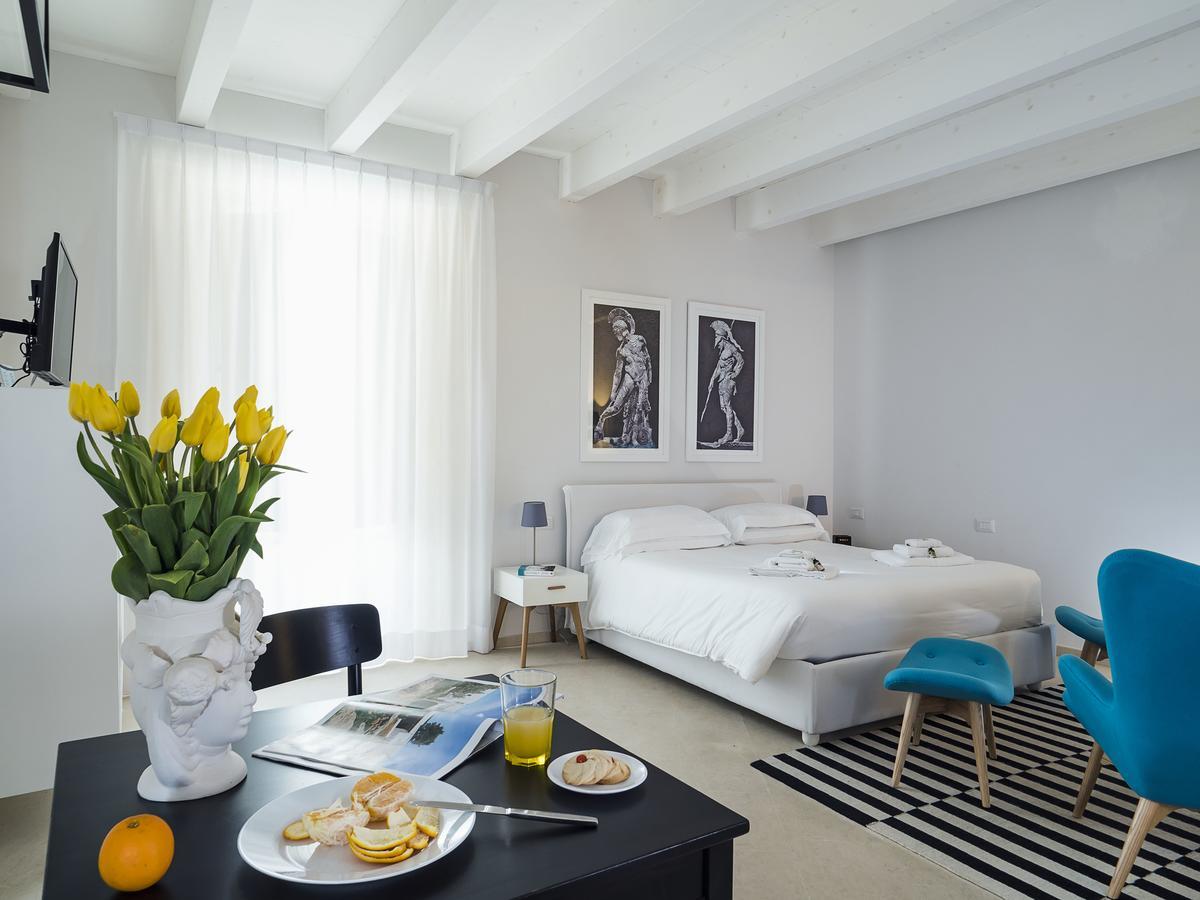Re Federico Boutique Hotel Сиракуза Екстериор снимка